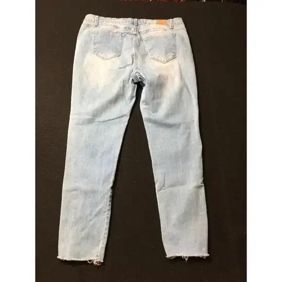 Jeans Womens  Blue Distressed Zip size 17 side piping - Picture 9 of 9